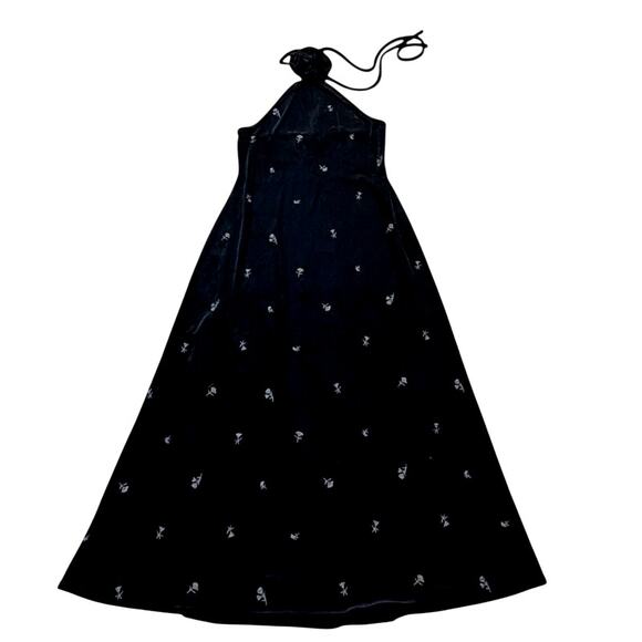 NWT WeWoreWhat Embroidered Flower Velvet High Neck Halter Midi Dress Black - Picture 2 of 16